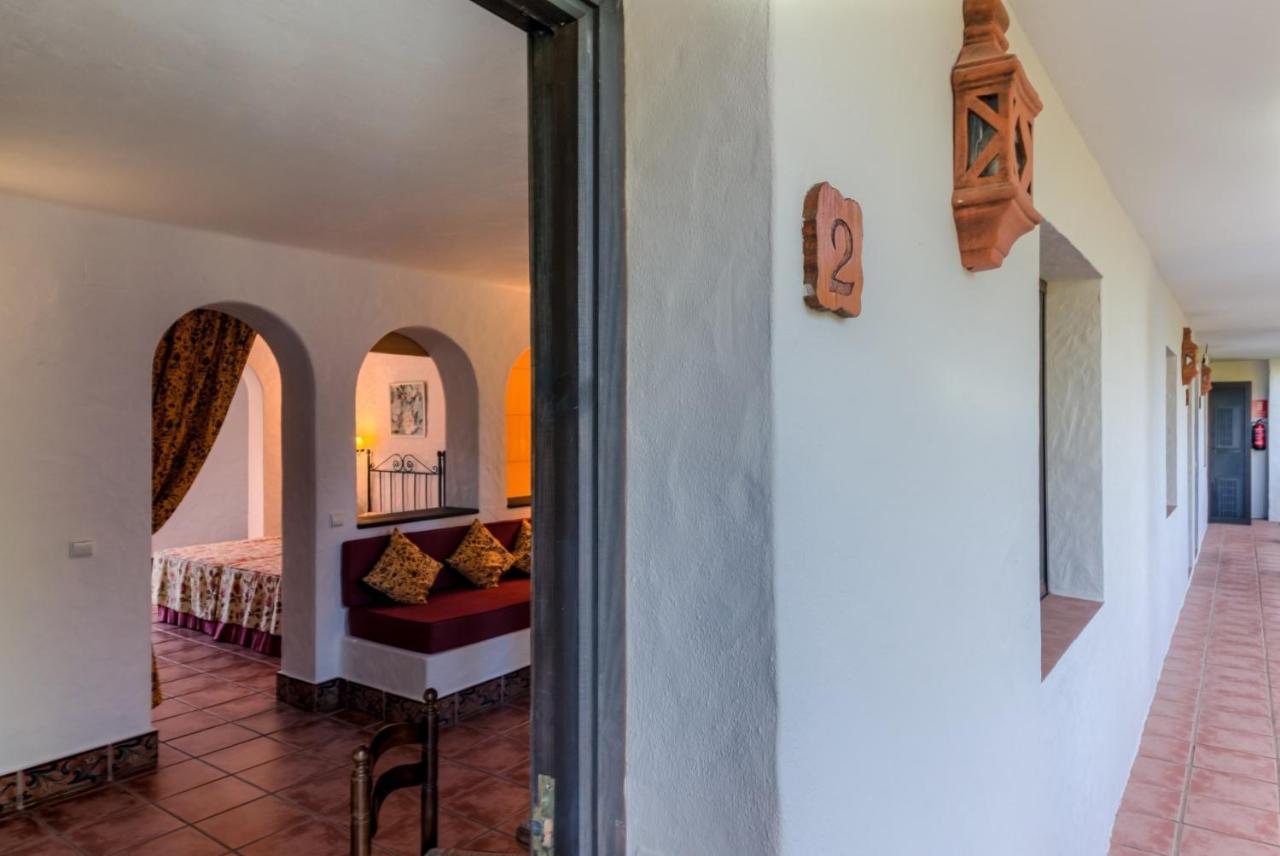 Hacienda Roche Viejo Villa โกนิล เด ลาฟรอนเตรา ภายนอก รูปภาพ