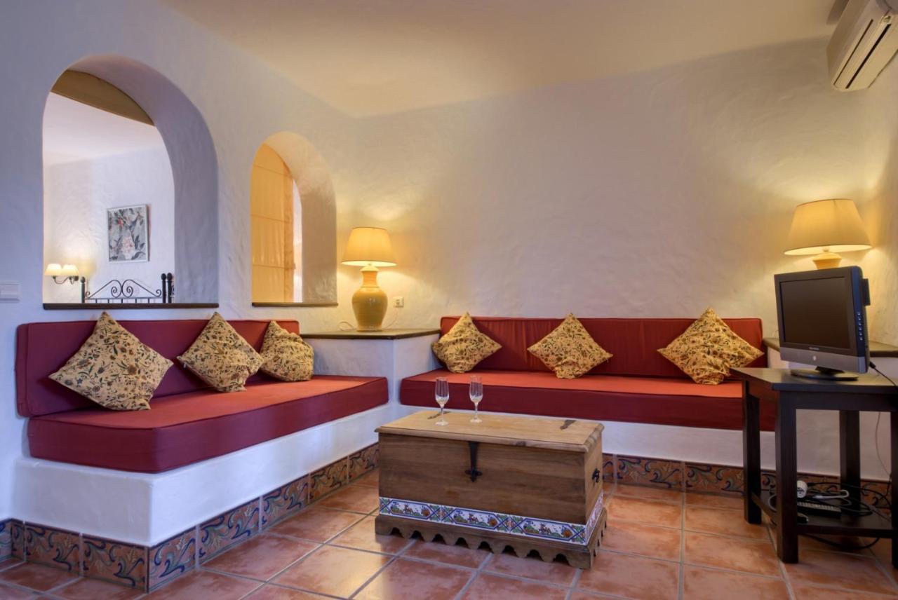 Hacienda Roche Viejo Villa โกนิล เด ลาฟรอนเตรา ภายนอก รูปภาพ