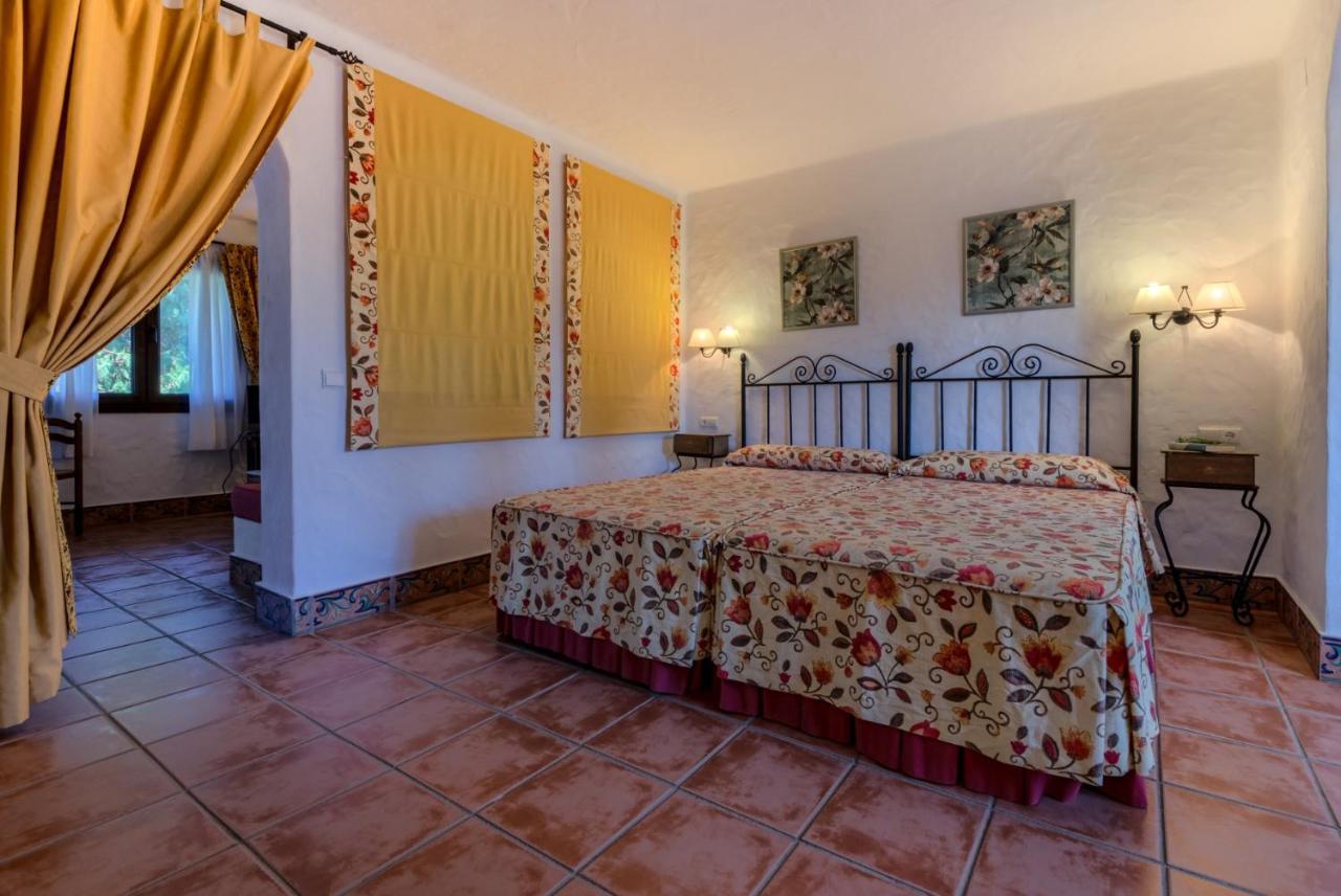 Hacienda Roche Viejo Villa โกนิล เด ลาฟรอนเตรา ภายนอก รูปภาพ
